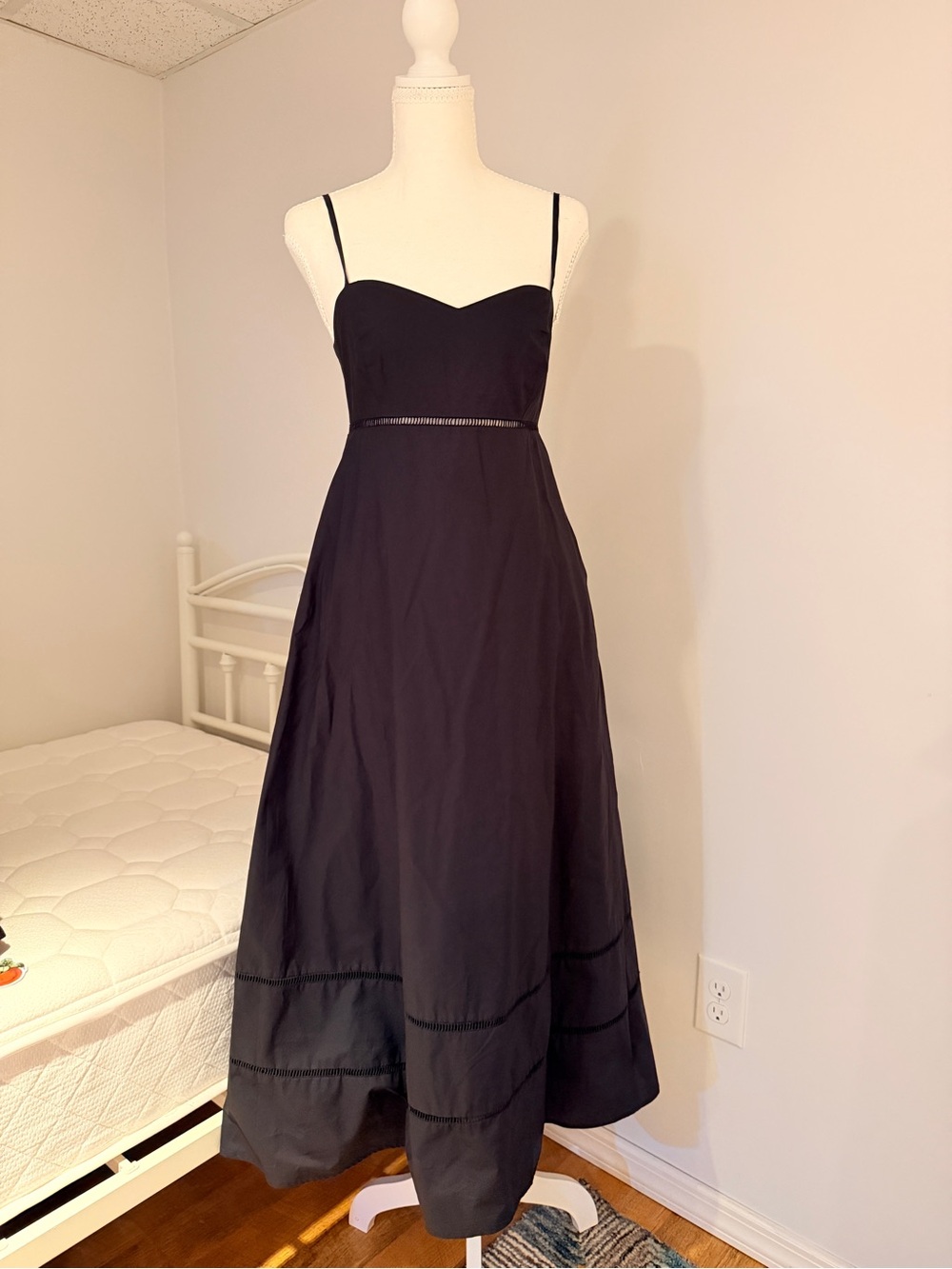 Forever 21 Black Spaghetti-Strap Maxi Dress